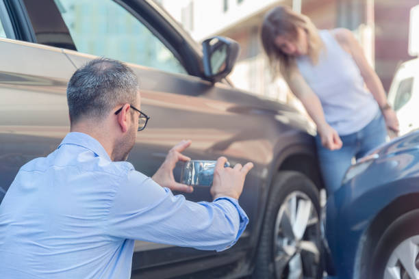 Professional Sr22 Insurance technician working in Earlimart, CA